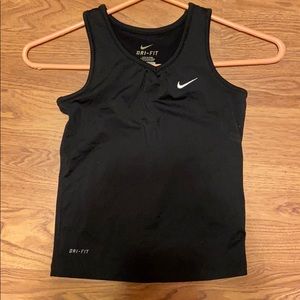 Girl’s Nike Dry-fit workout sleeveless